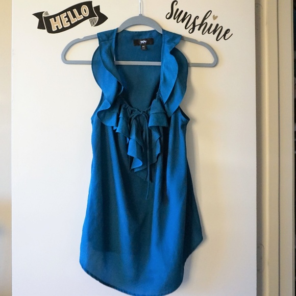 Mossimo Supply Co. Tops - Mossimo Emerald Green Ruffled Sleeveless Top M